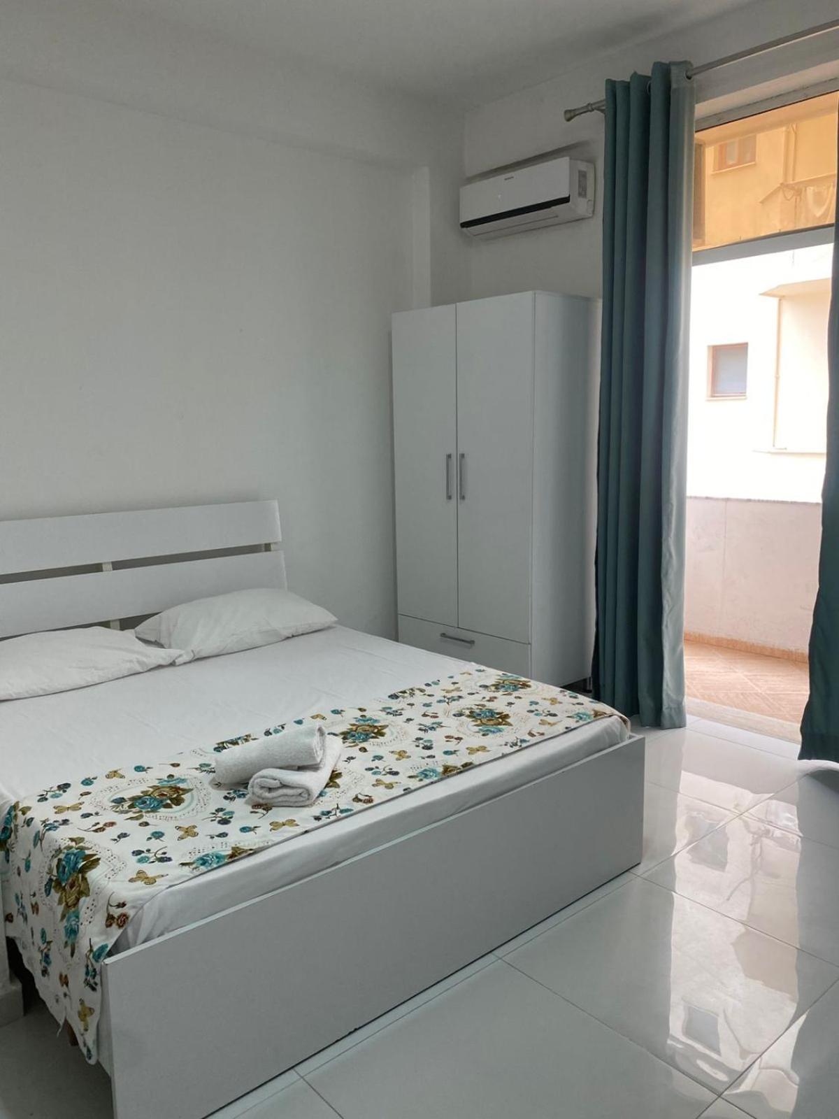 Rai Rooms Durrës Exterior foto